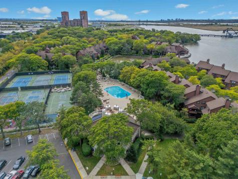 327 Sea Isle Key Secaucus NJ 07094