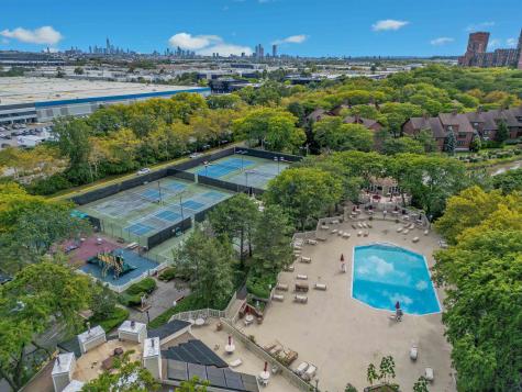 327 Sea Isle Key Secaucus NJ 07094