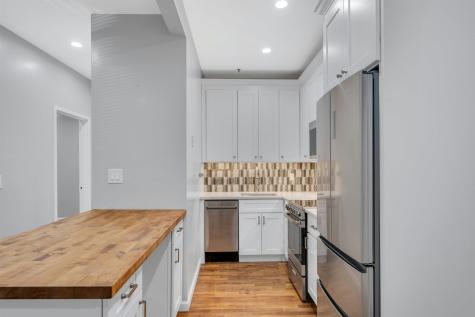 11 Cuneo Place Jersey City NJ 07307