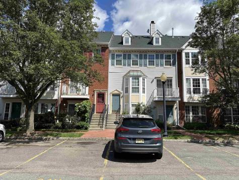 27 Cottonwood Street Jersey City NJ 07305