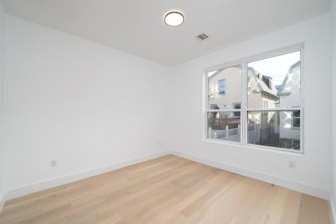 649 38th Street Union City NJ 07087