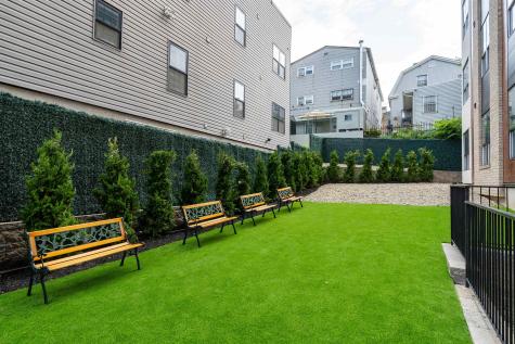 649 38th Street Union City NJ 07087