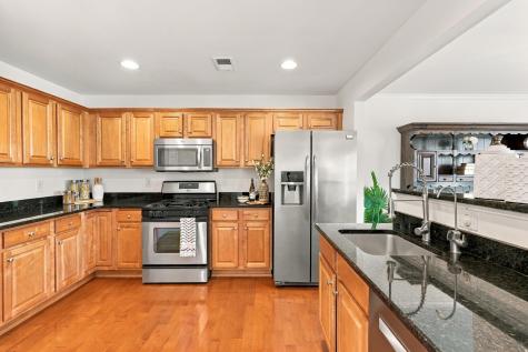 19 Maritime Way Bayonne NJ 07002