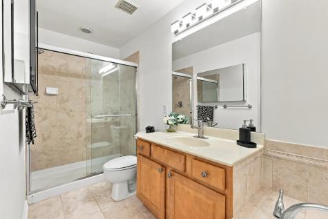 19 Maritime Way Bayonne NJ 07002