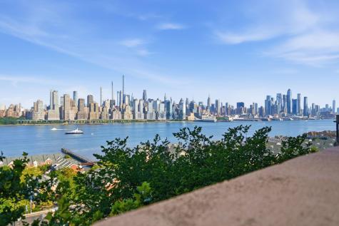 6600 Boulevard East West New York NJ 07093