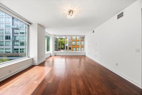 1000 Avenue At Port Imperial Weehawken NJ 07086
