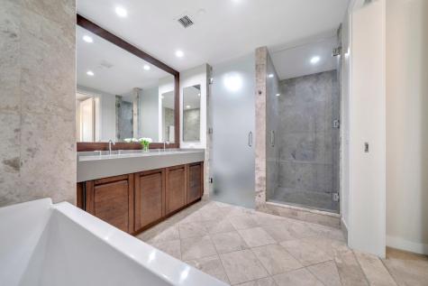 1000 Avenue At Port Imperial Weehawken NJ 07086