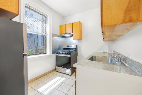 429 Fairmount Avenue Jersey City NJ 07306