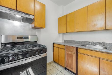 429 Fairmount Avenue Jersey City NJ 07306