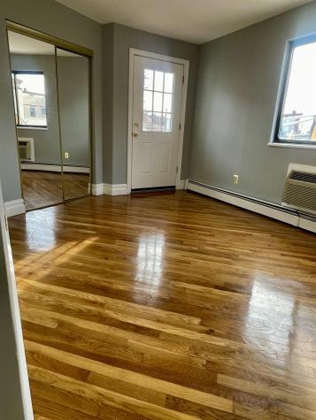 404 32nd New York Avenue Union City NJ 07087