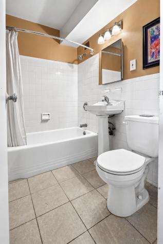 6515 Boulevard East West New York NJ 07093