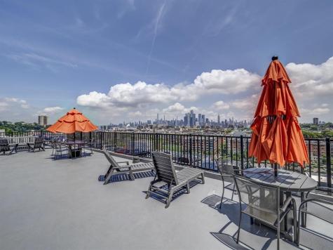 100 Manhattan Avenue Union City NJ 07087