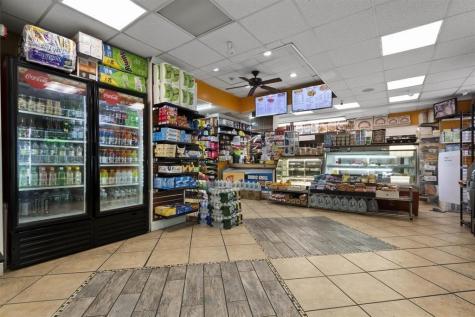 100 Manhattan Avenue Union City NJ 07087