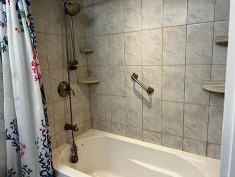 32 Riverview Court Secaucus NJ 07094