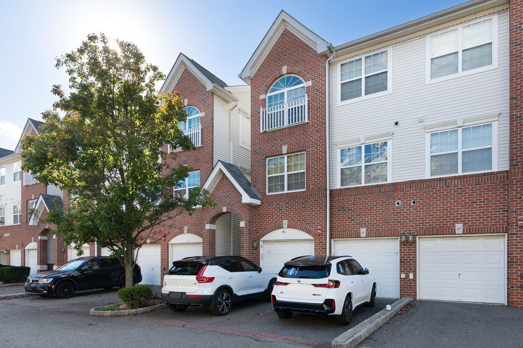 61 Lee Court Jersey City NJ 07305