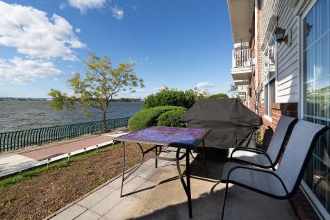 61 Lee Court Jersey City NJ 07305