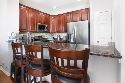 61 Lee Court Jersey City NJ 07305