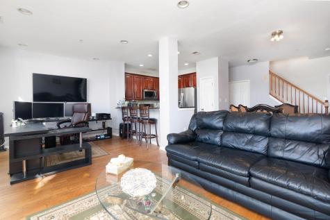 61 Lee Court Jersey City NJ 07305