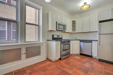 6015 Boulevard East West New York NJ 07093