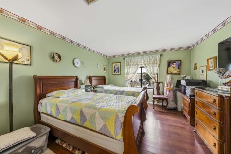 2025 Grand Avenue North Bergen NJ 07047