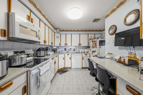 2025 Grand Avenue North Bergen NJ 07047