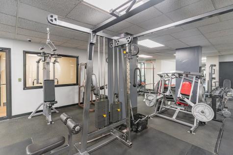 831 Harmon Cove Tower Secaucus NJ 07094-1720