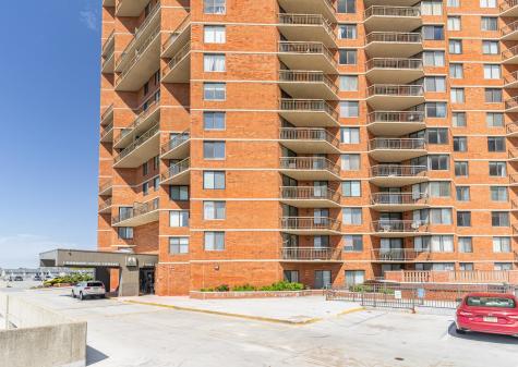 831 Harmon Cove Tower Secaucus NJ 07094-1720