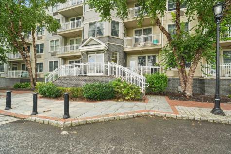 15 Enterprise Court Jersey City NJ 07305