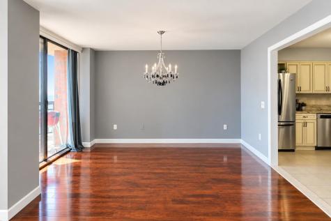 1328 Harmon Cove Tower Secaucus NJ 07094