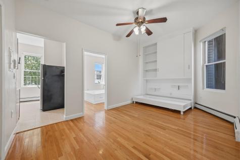 213 48th Street Union City NJ 07087-000