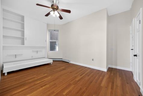 213 48th Street Union City NJ 07087-000