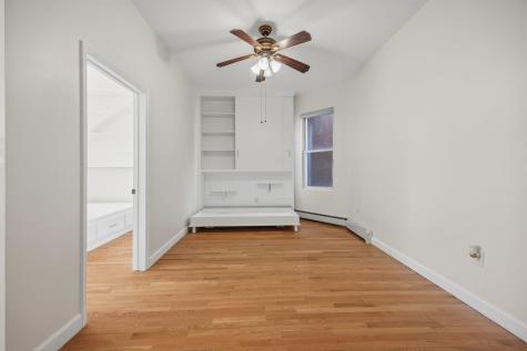213 48th Street Union City NJ 07087-000