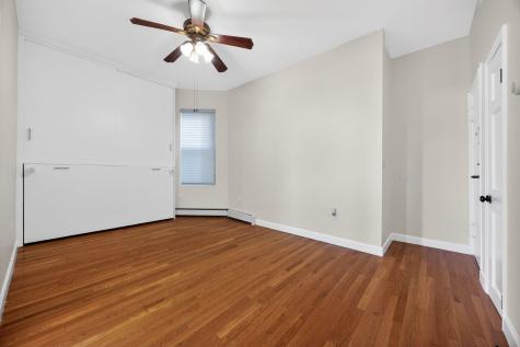 213 48th Street Union City NJ 07087-000