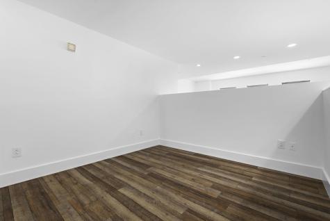 4 Beacon Way Jersey City NJ 07304