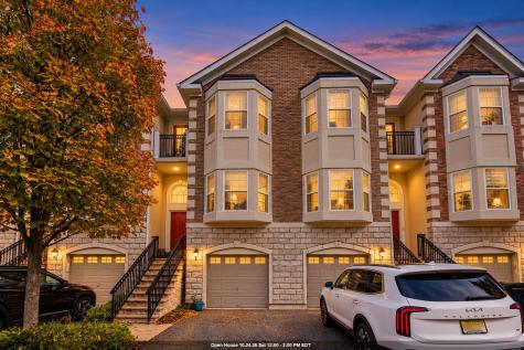 35 Mallard Place Secaucus NJ 07094