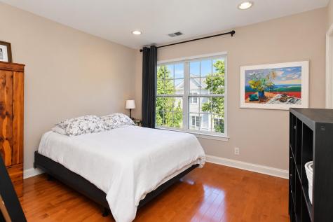 35 Mallard Place Secaucus NJ 07094