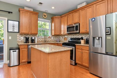 35 Mallard Place Secaucus NJ 07094