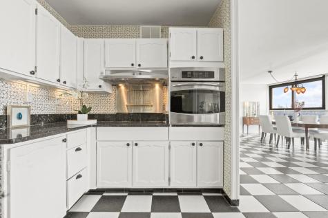 380 Mountain Road Union City NJ 07087