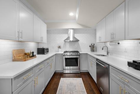 214 Jackson Street Hoboken NJ 07030