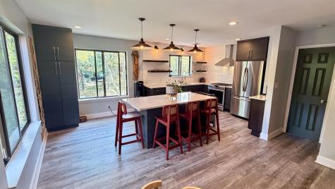 302 Sunset Key Secaucus NJ 07094
