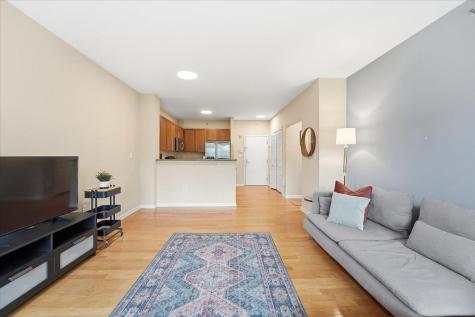 4 Constellation Place Jersey City NJ 07305