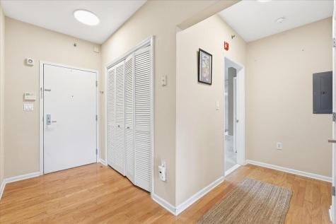 4 Constellation Place Jersey City NJ 07305