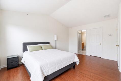 7 Atlas Court Jersey City NJ 07305
