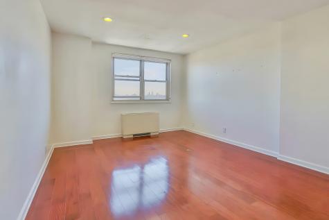 7100 Boulevard East Guttenberg NJ 07093-4907