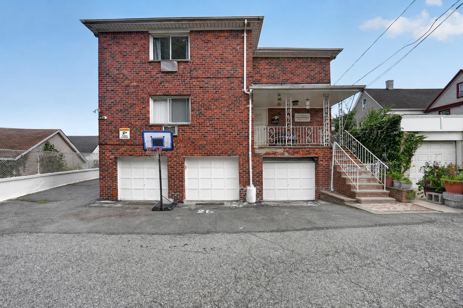 9052 New York Avenue North Bergen NJ 07047