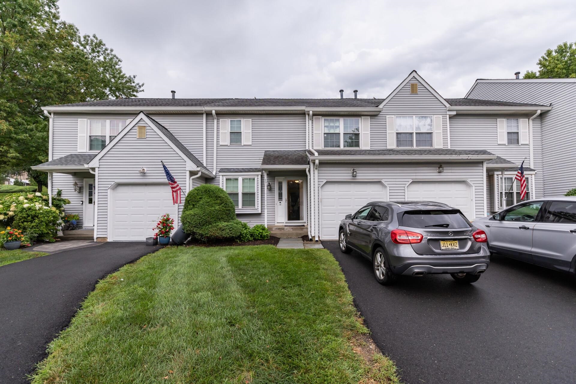 17 Heritage Court Ewing Twp NJ 08628