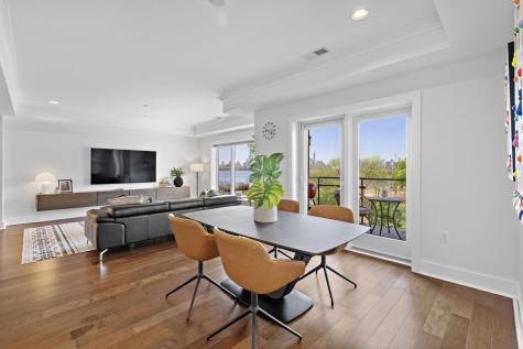 150 Henley Place Weehawken NJ 07086