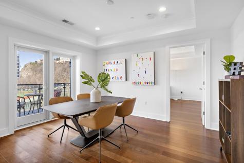 150 Henley Place Weehawken NJ 07086