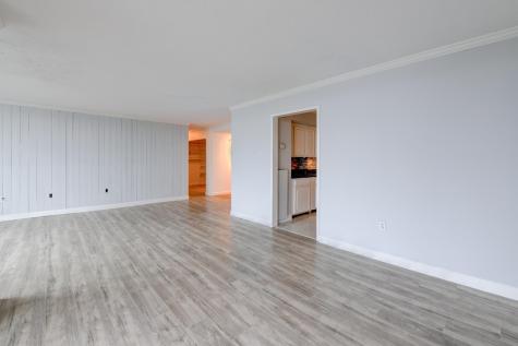 807 Harmon Cove Tower Secaucus NJ 07094