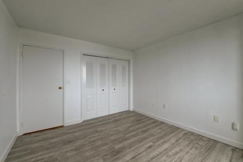 807 Harmon Cove Tower Secaucus NJ 07094